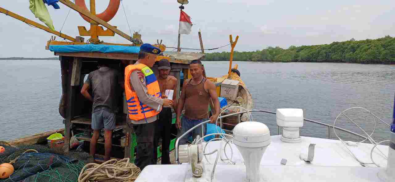 Patroli Dialogis Sat Polairud Polres langkat, Jaga Keamanan di Perairan