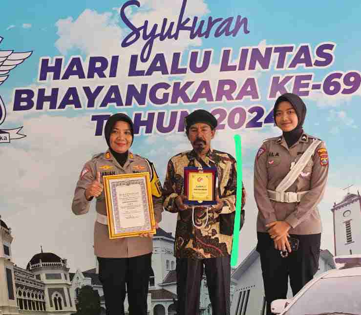 Satlantas Polres Tanah Karo Raih Juara Kedua dalam Local Heroes Award pada Peringatan Hari Lalu Lintas Bhayangkara ke-69 Tahun 2024